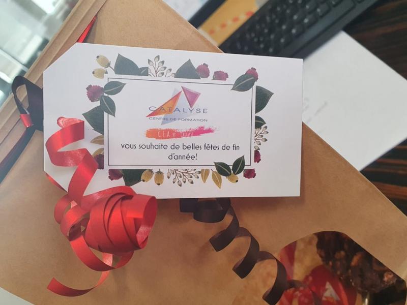 Atelier création et distribution de mignardises sur le thème de Noël à CATALYSE C.F.A Toulouse